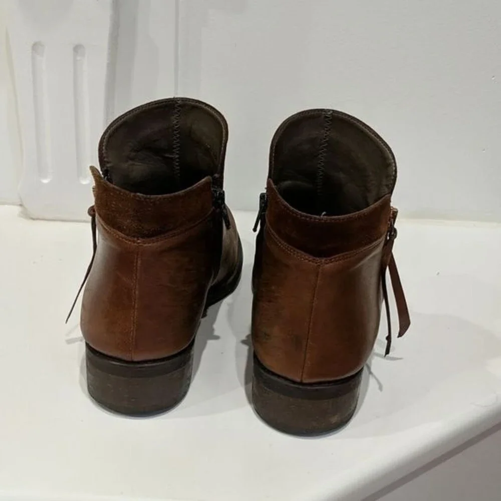 Bella Vita Ankle Booties, Genuine Leather, Cognac Brown, Size 9 W